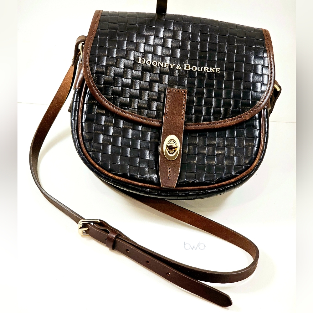 Dooney & Bourke Claremont Field Round Crossbody